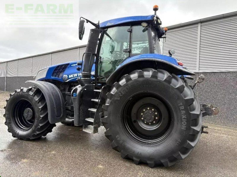 New Holland t8.435