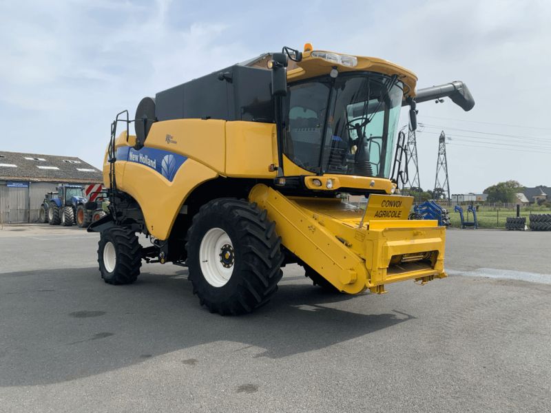New Holland CX 8070