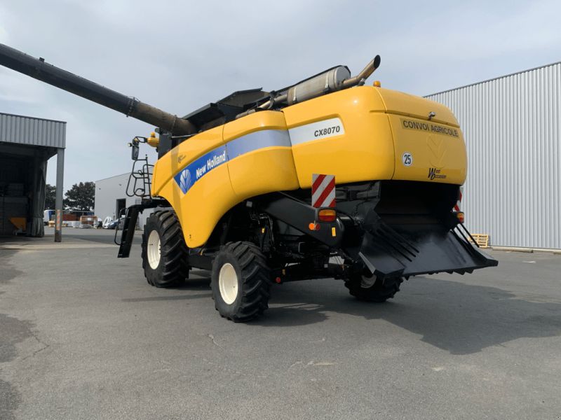 New Holland CX 8070