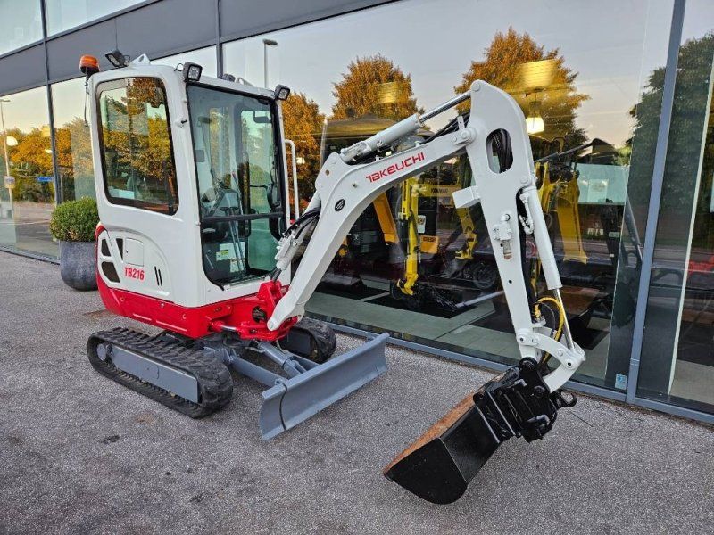 Takeuchi TB 216