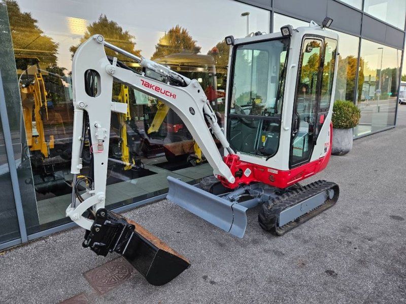 Takeuchi TB 216