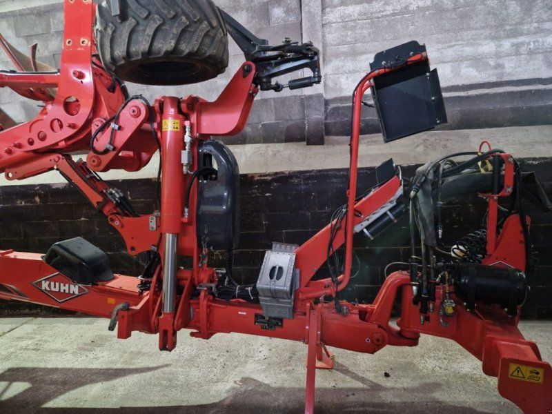 Kuhn Vari Challenger 8 Schar