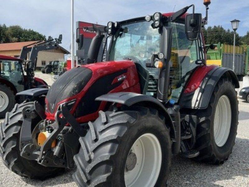 Valtra N174 D