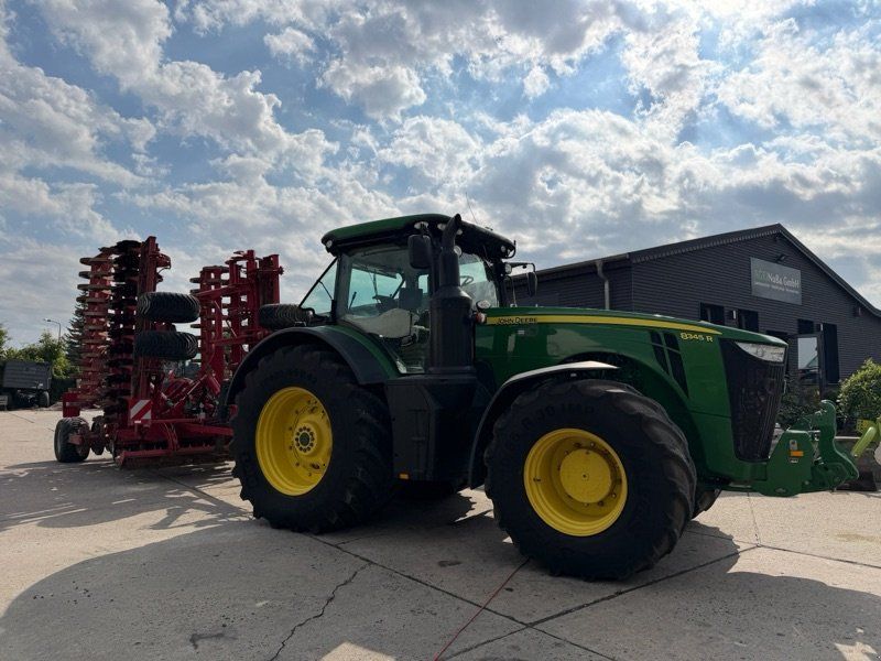 John Deere 8345 R