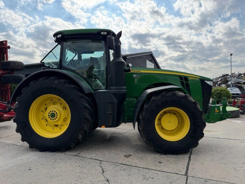 John Deere 8345 R