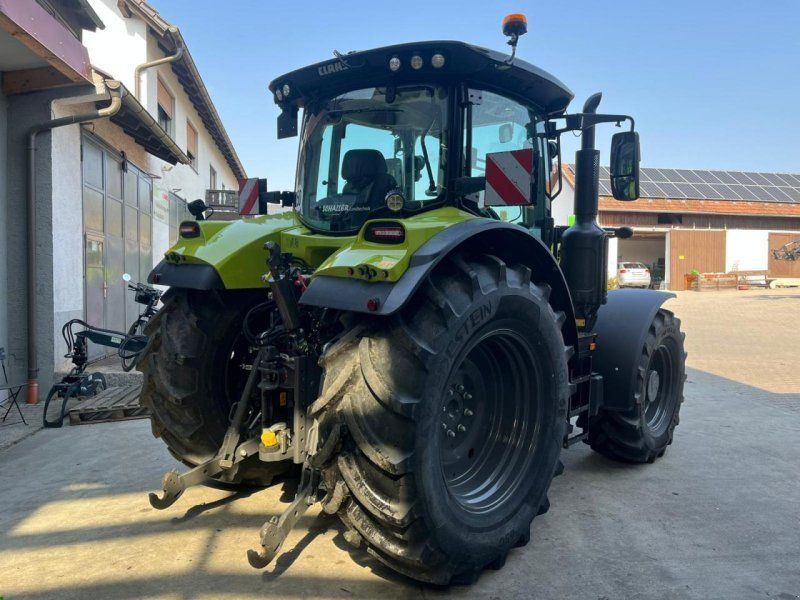 Claas Arion 570, Sondermodell *Night-Edition*, Vorführmaschine Vollaus