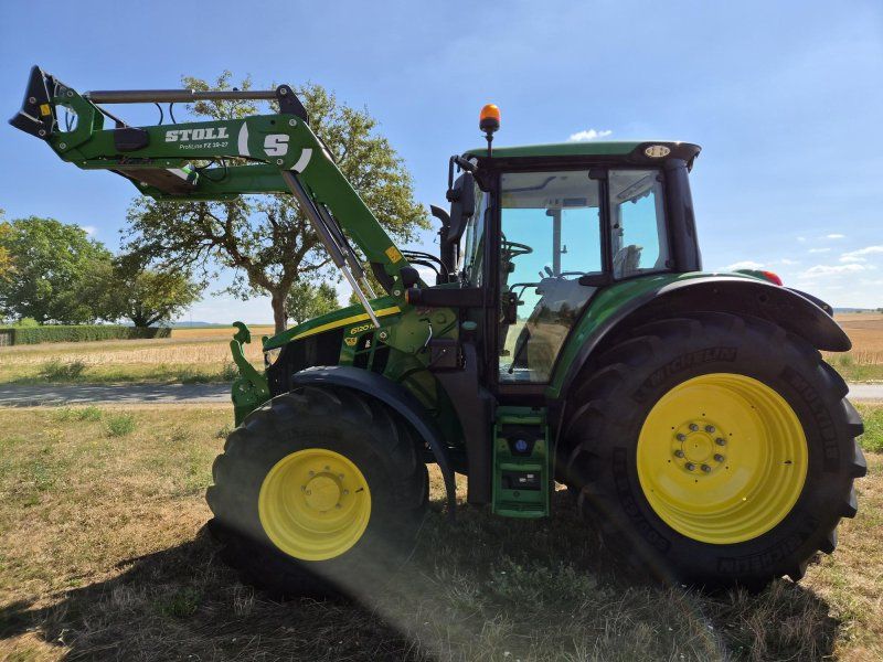 John Deere 6120M Frontlader a6