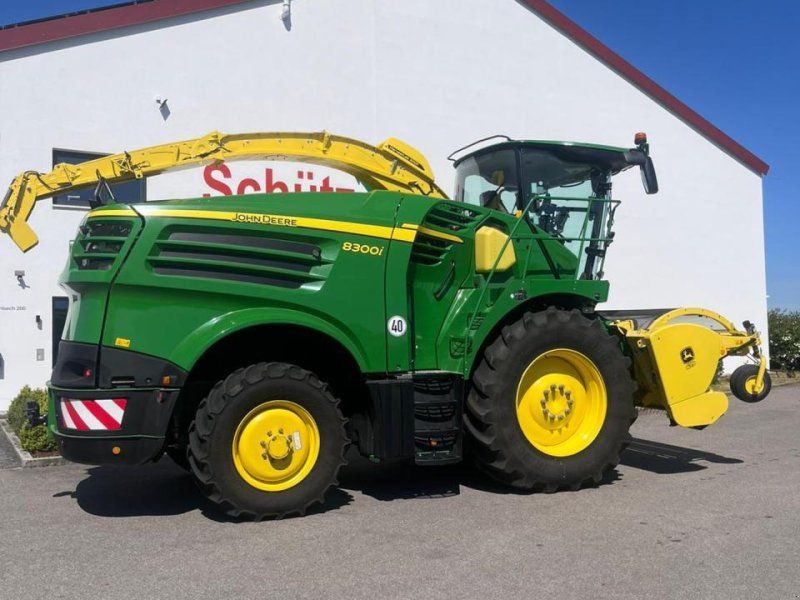 John Deere 8300i, EXPERT CHECK durchgeführt, 40Km/h, Kemper Maisgebiss,