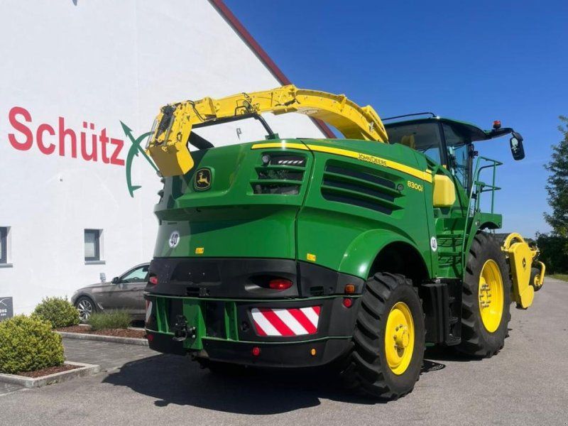 John Deere 8300i, EXPERT CHECK durchgeführt, 40Km/h, Kemper Maisgebiss,