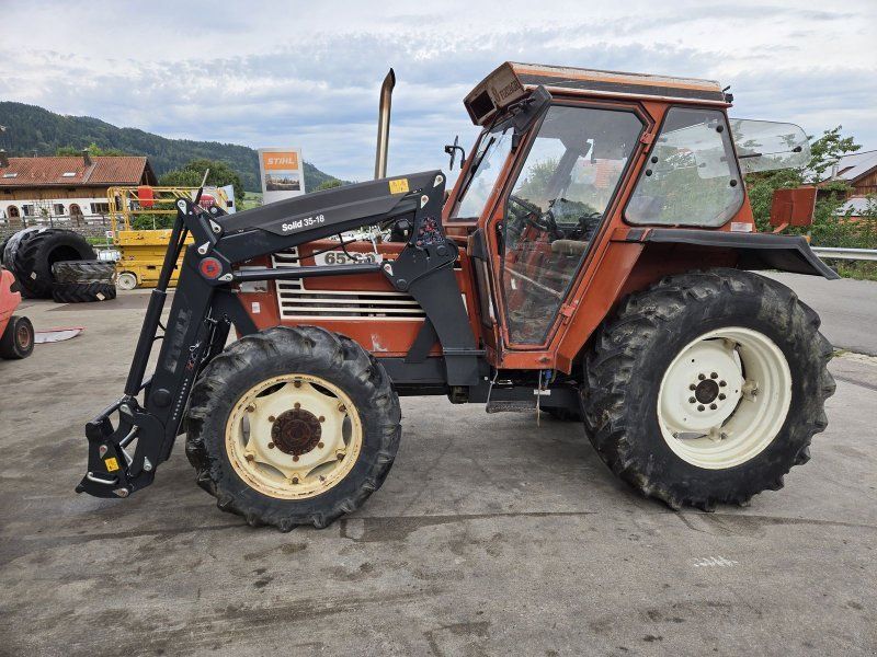Fiat 65-90DT mit neuen Frontlader