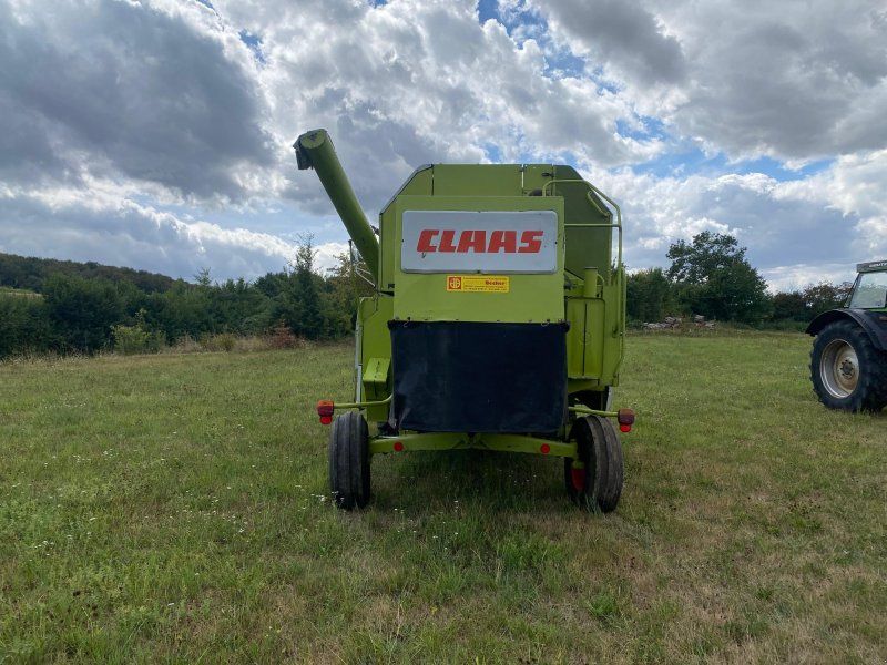Claas Dominator 48