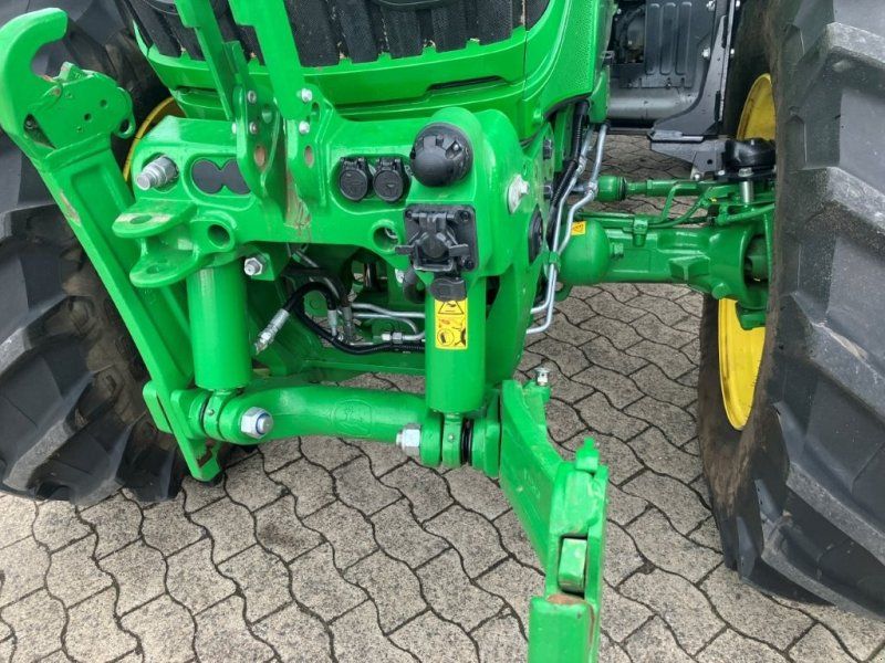 John Deere 6R 150