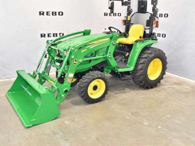 John Deere 3025E TRAKTOR