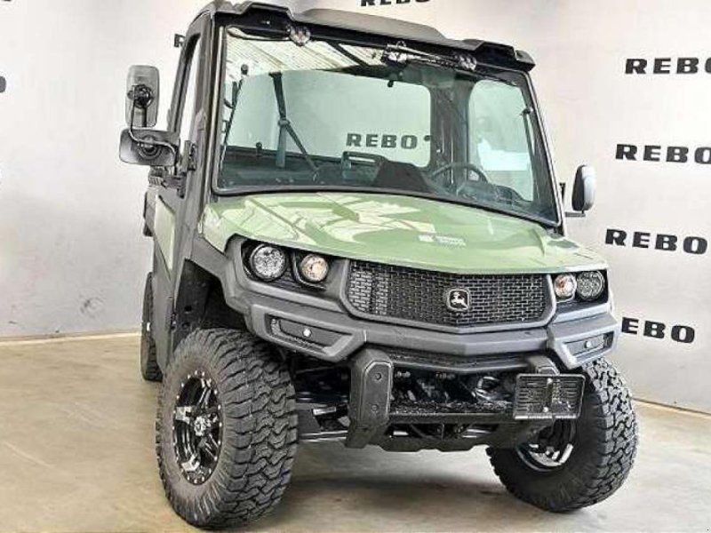 John Deere GATOR XUV875M