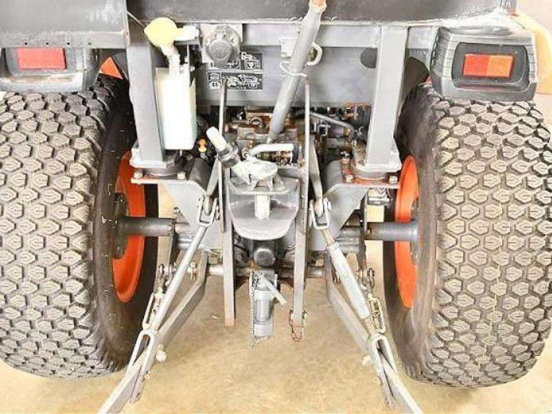 Kubota B2261H-C