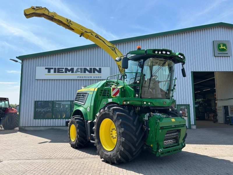John Deere 9900