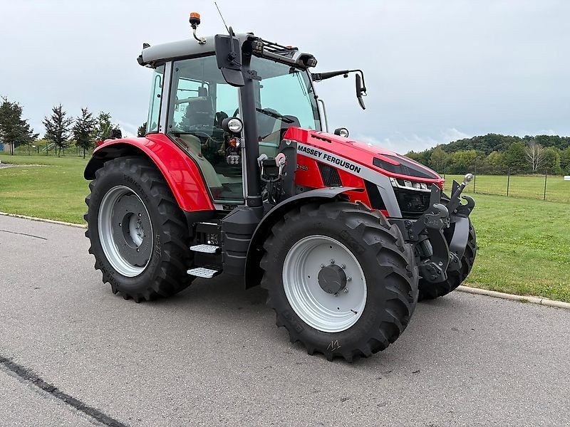 Massey Ferguson 5S145 Dyna-VT 