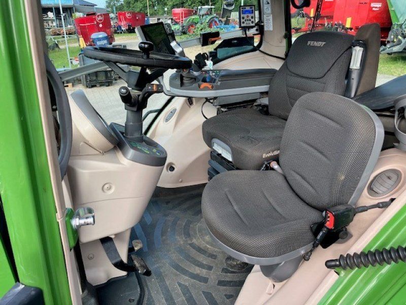 Fendt 828 Vario S4 ProfiPlus