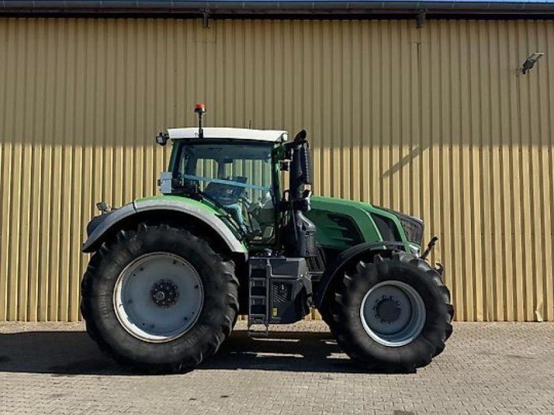 Fendt 828 Vario S4 Profi Plus mit FH+FZW