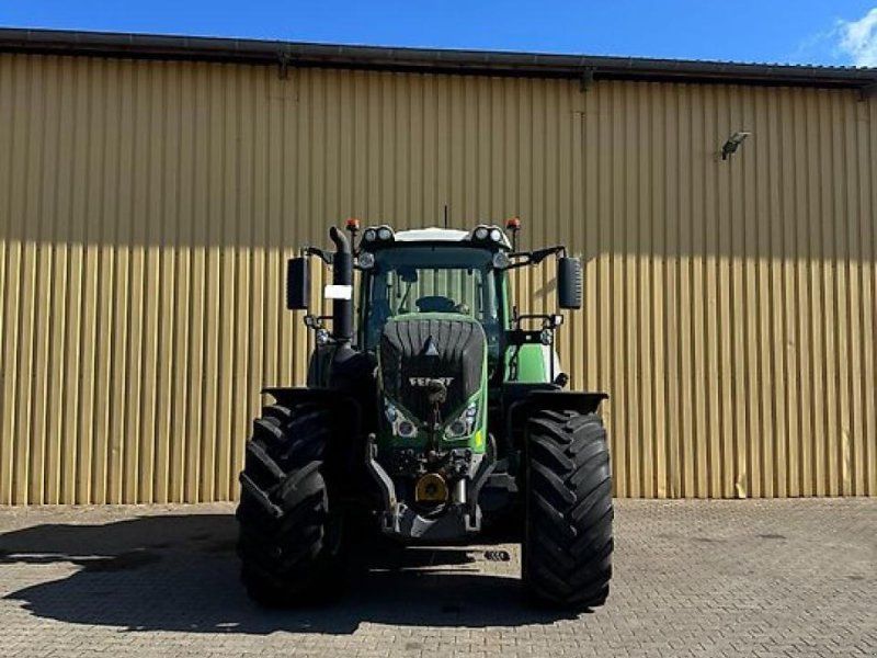 Fendt 828 Vario S4 Profi Plus mit FH+FZW