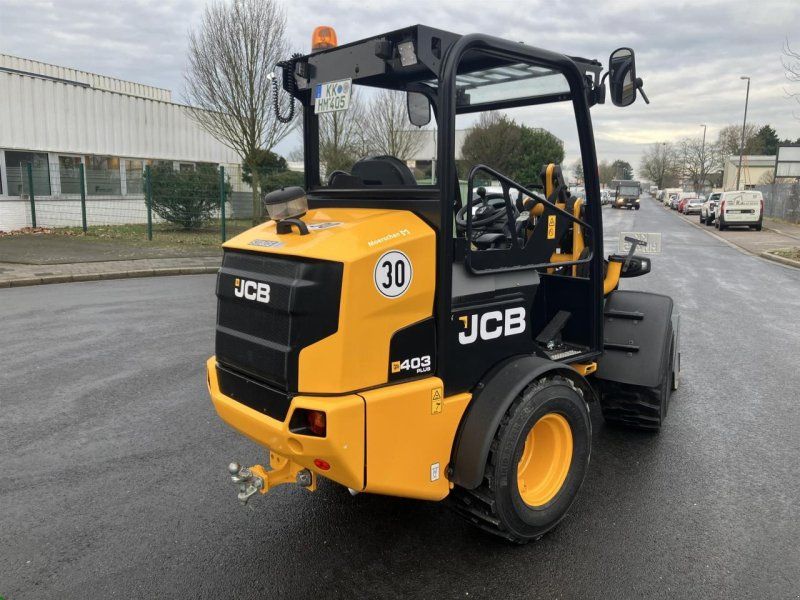 JCB 403 AGRI Plus