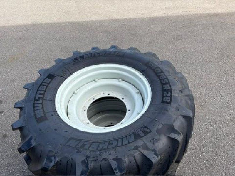 Michelin 540/65R28 Komplettrad zu Steyr Profi