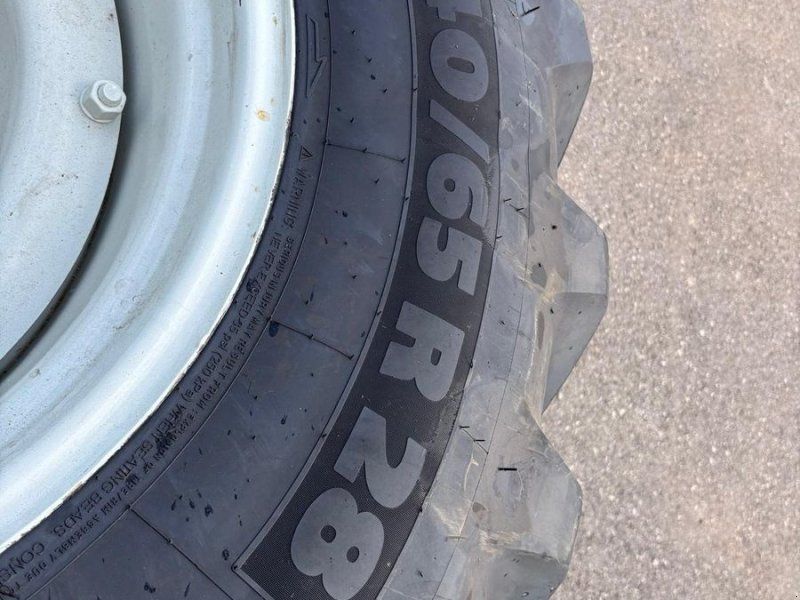 Michelin 540/65R28 Komplettrad zu Steyr Profi