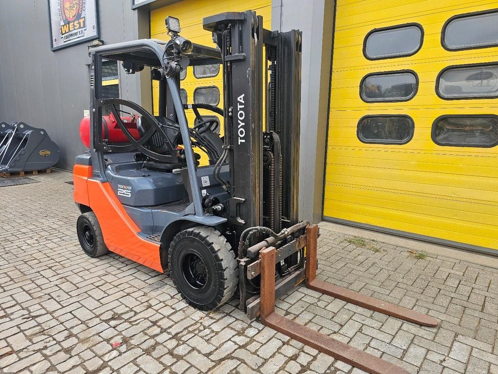 Toyota 02-8FGF25 WE1774