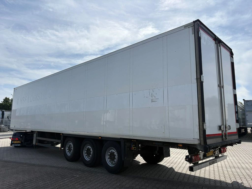Schmitz Cargobull N/A Carrier Vector 1850 D+E 250B 265H APK/TUV 07-2027