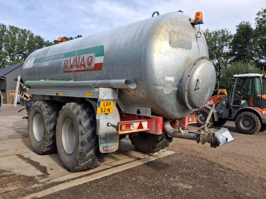 Vaia ONBEKEND MB16000L mest/watertank Gedwongen gestuurd