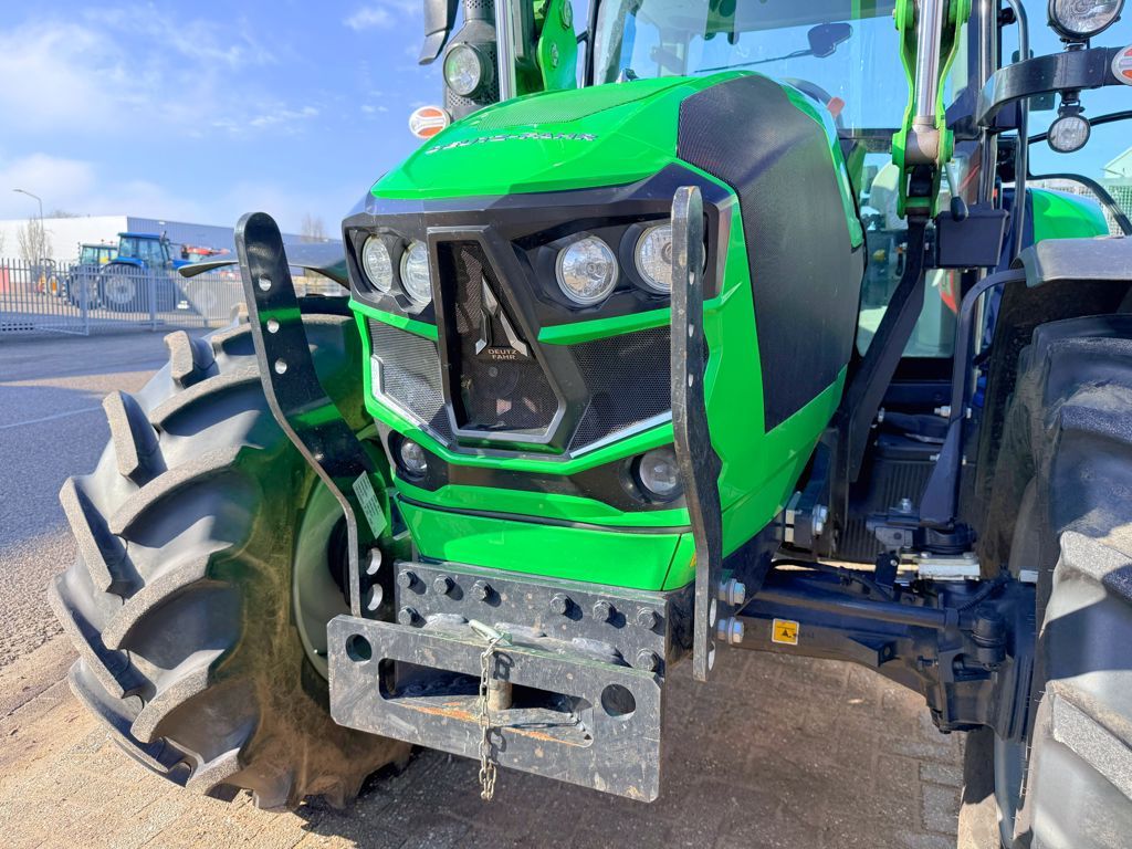 Deutz-Fahr 5095 + Stoll Profi-line