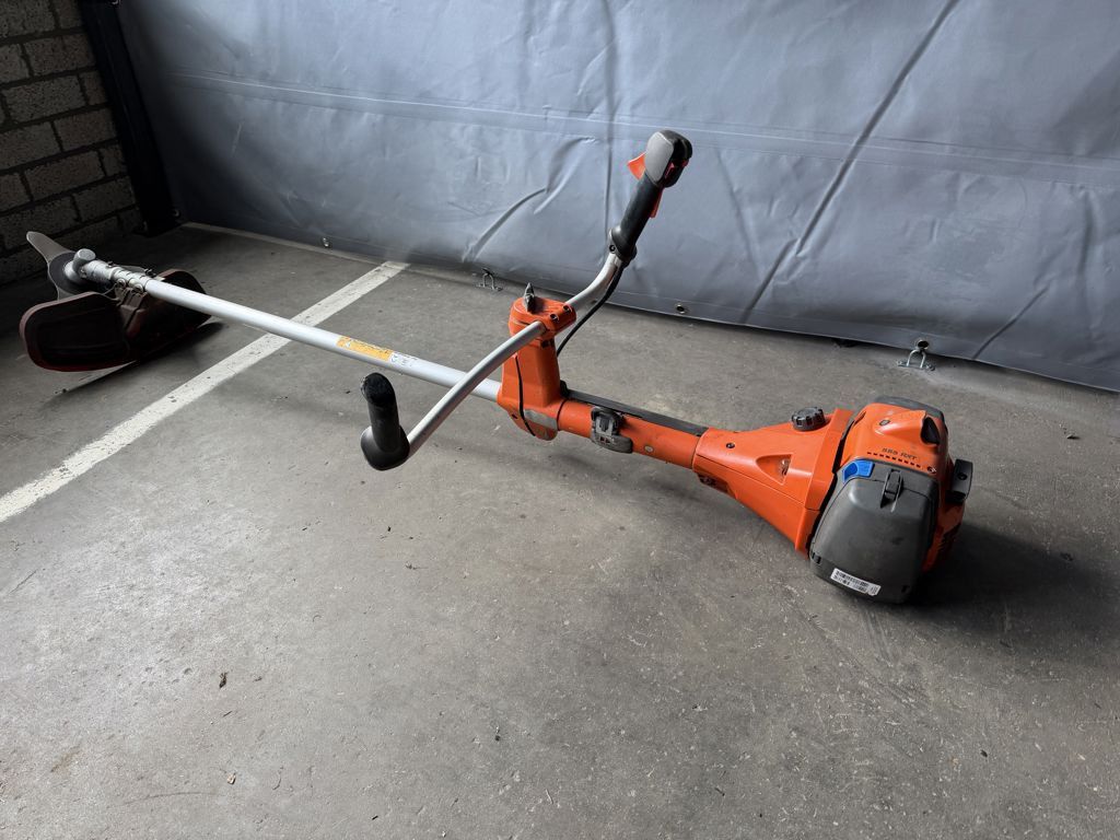 Husqvarna 555RXT