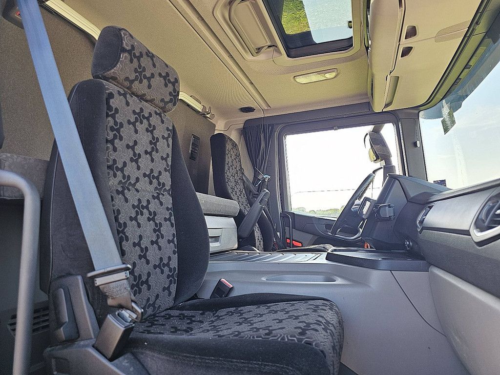 SCANIA P360 hybrid cp17l