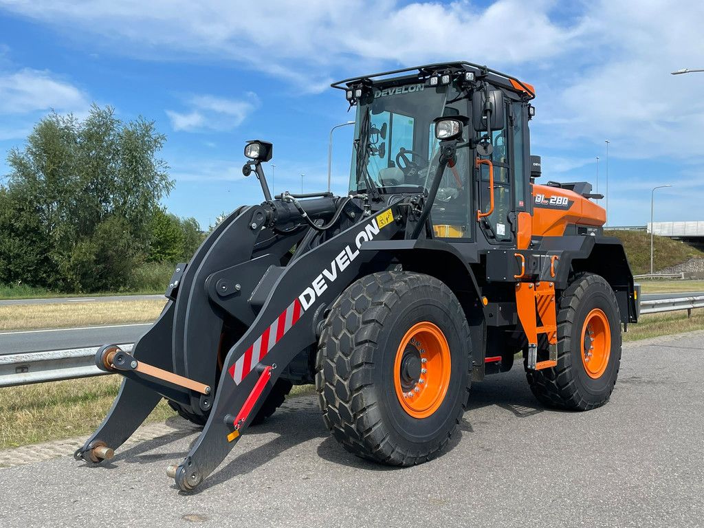 Develon DL280-7