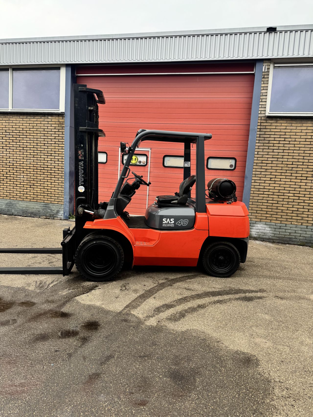 Toyota 02-7FG35 / 4 tonner /2008 / gasheftruck