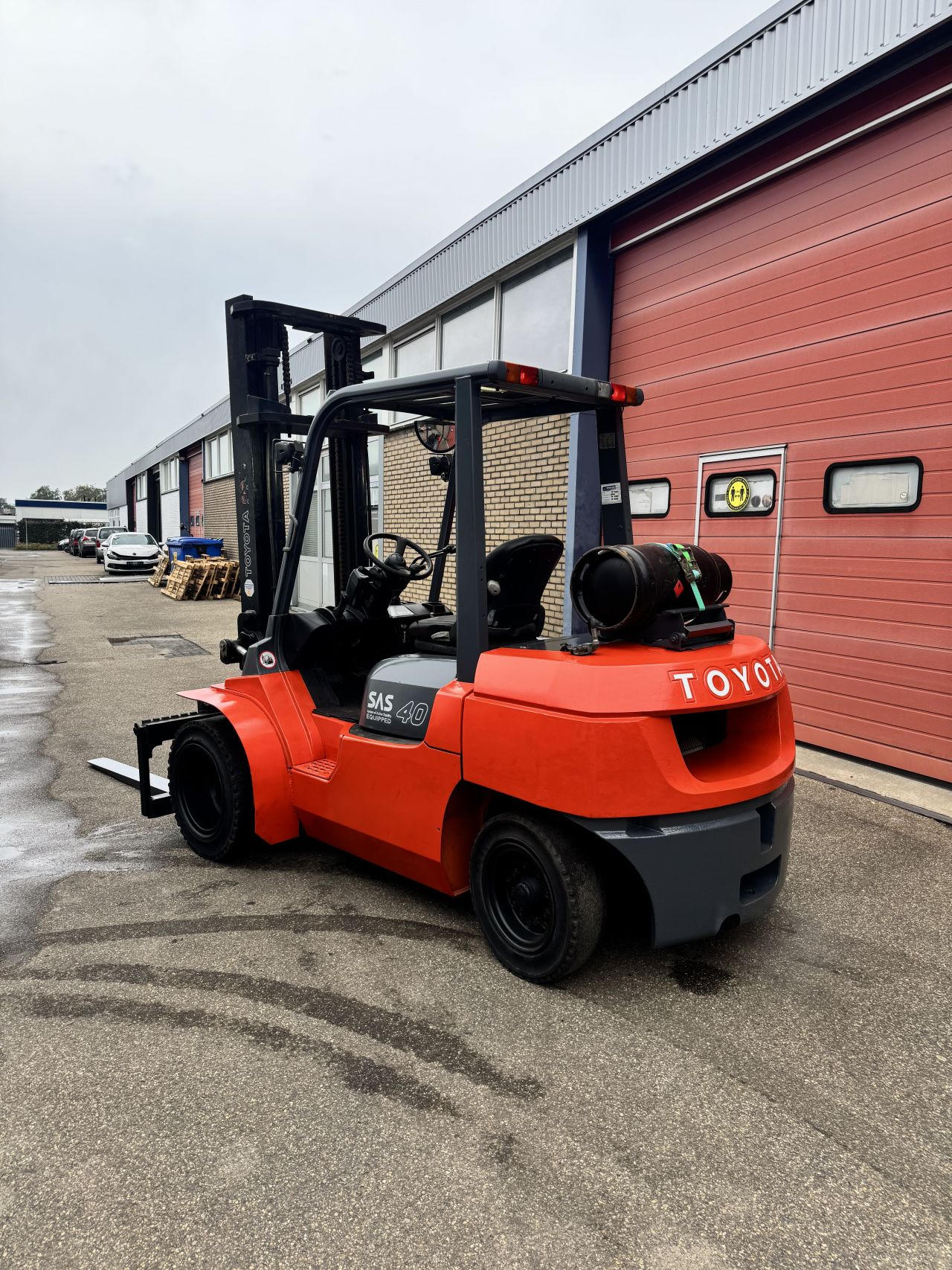 Toyota 02-7FG35 / 4 tonner /2008 / gasheftruck