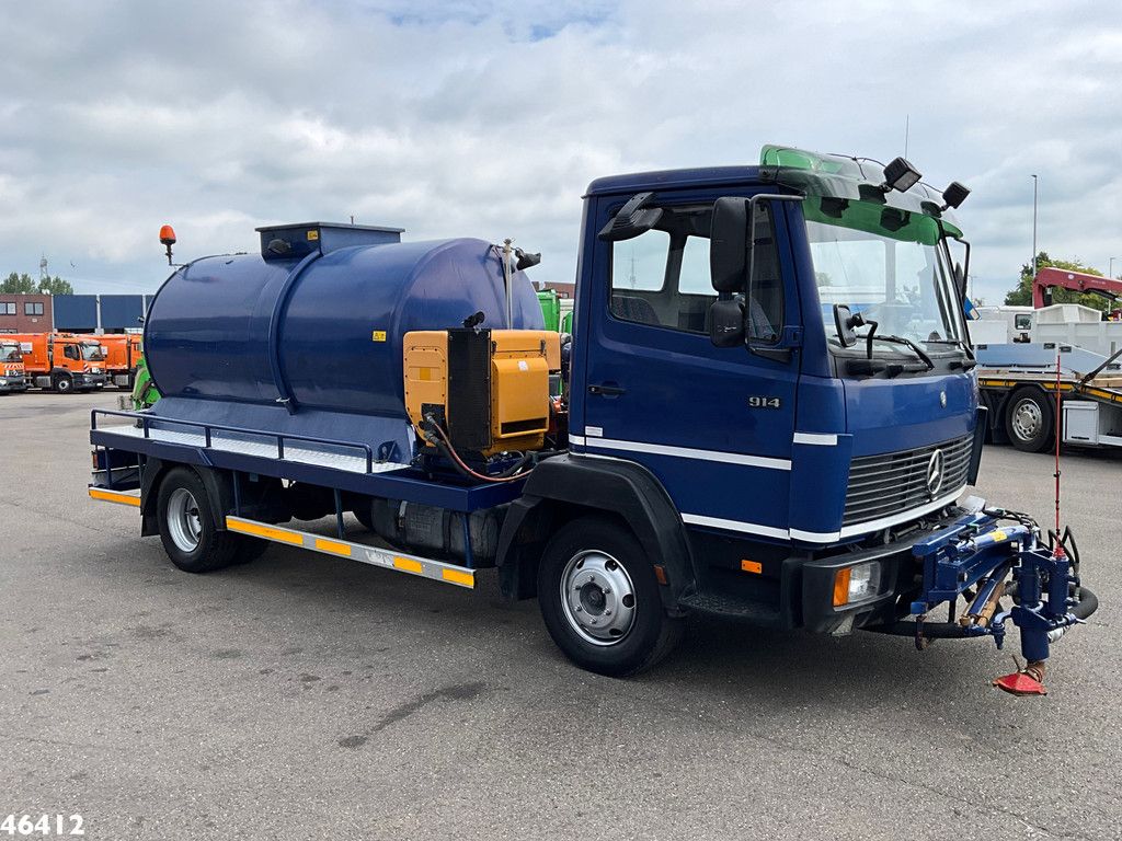Mercedes-Benz 914 Water spray unit