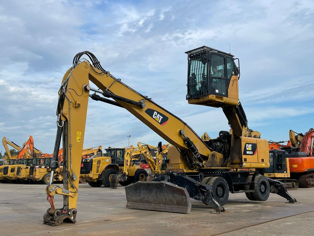 Caterpillar MH3024