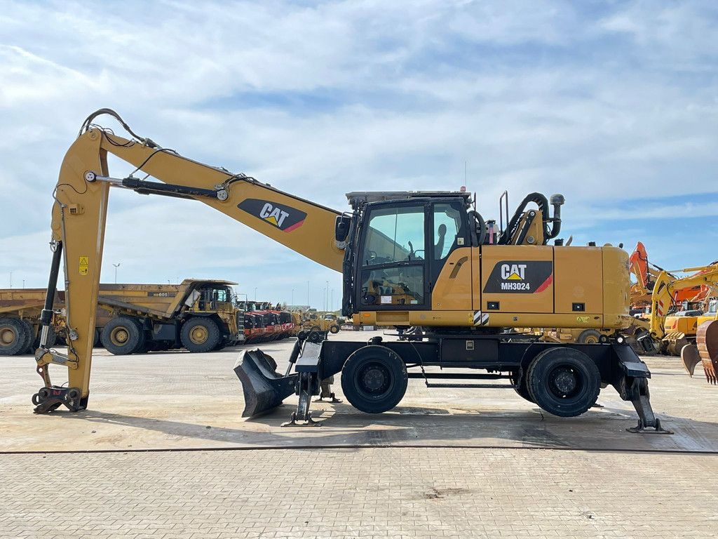 Caterpillar MH3024
