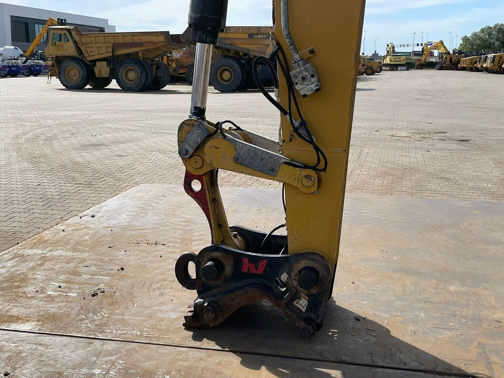 Caterpillar MH3024