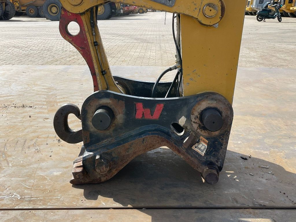 Caterpillar MH3024