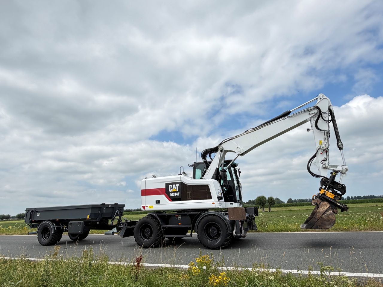 Cat M314F - Engcon