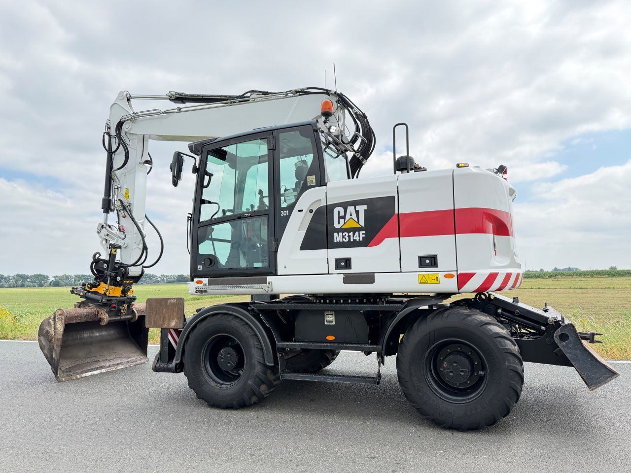 Cat M314F - Engcon