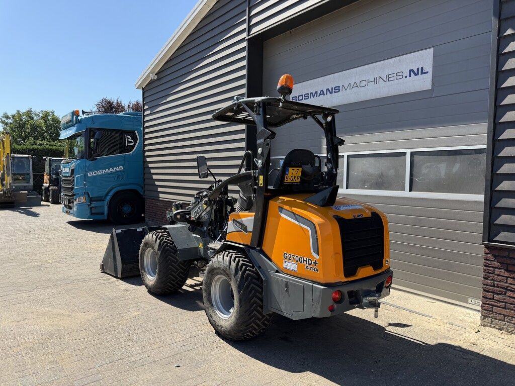 Giant G2700 X-TRA HD+ minishovel / kniklader 2024 350 uur