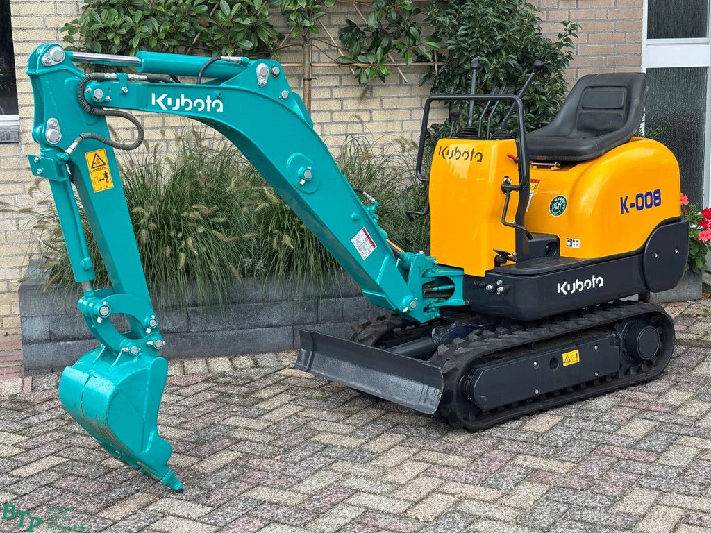 Kubota Gebruikte minigraver k-800 3cil. verstelbare rupsen