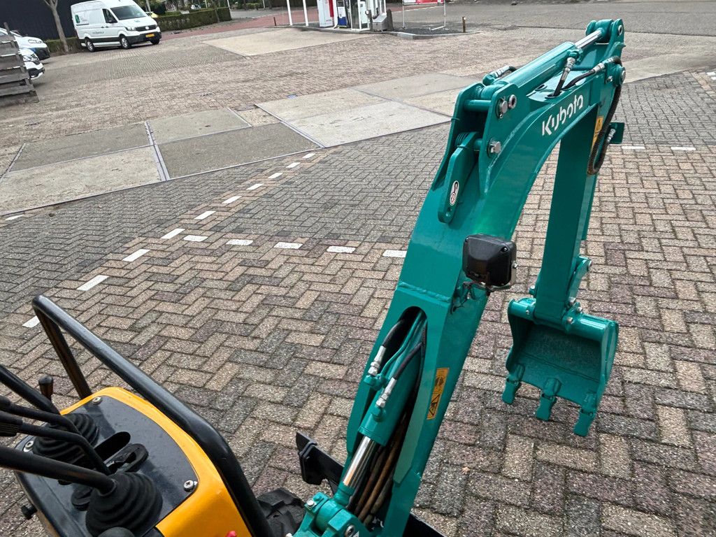 Kubota Gebruikte minigraver k-800 3cil. verstelbare rupsen
