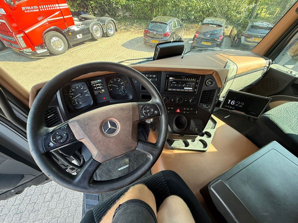 Mercedes-Benz Antos 2835 6X2 +2023 Noyens+Moffett M4 Kooiaap APK/TUV 4-2027