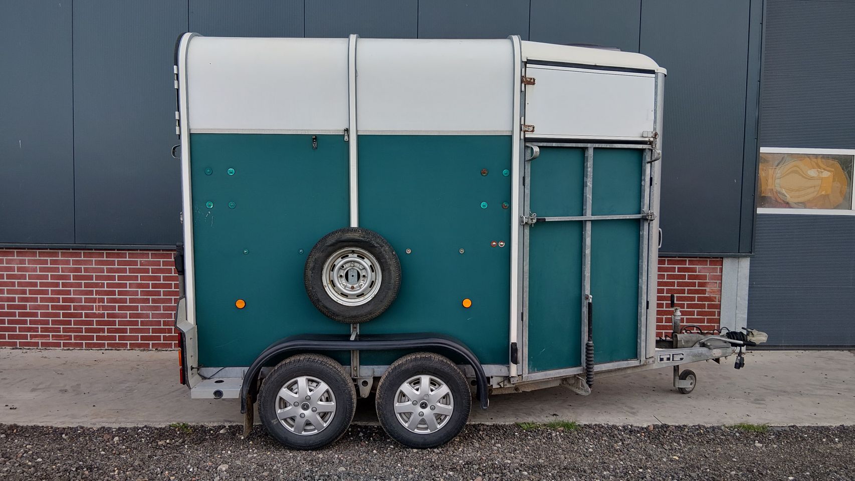 Ifor williams paarden trailer 2 paards met zijuitgang