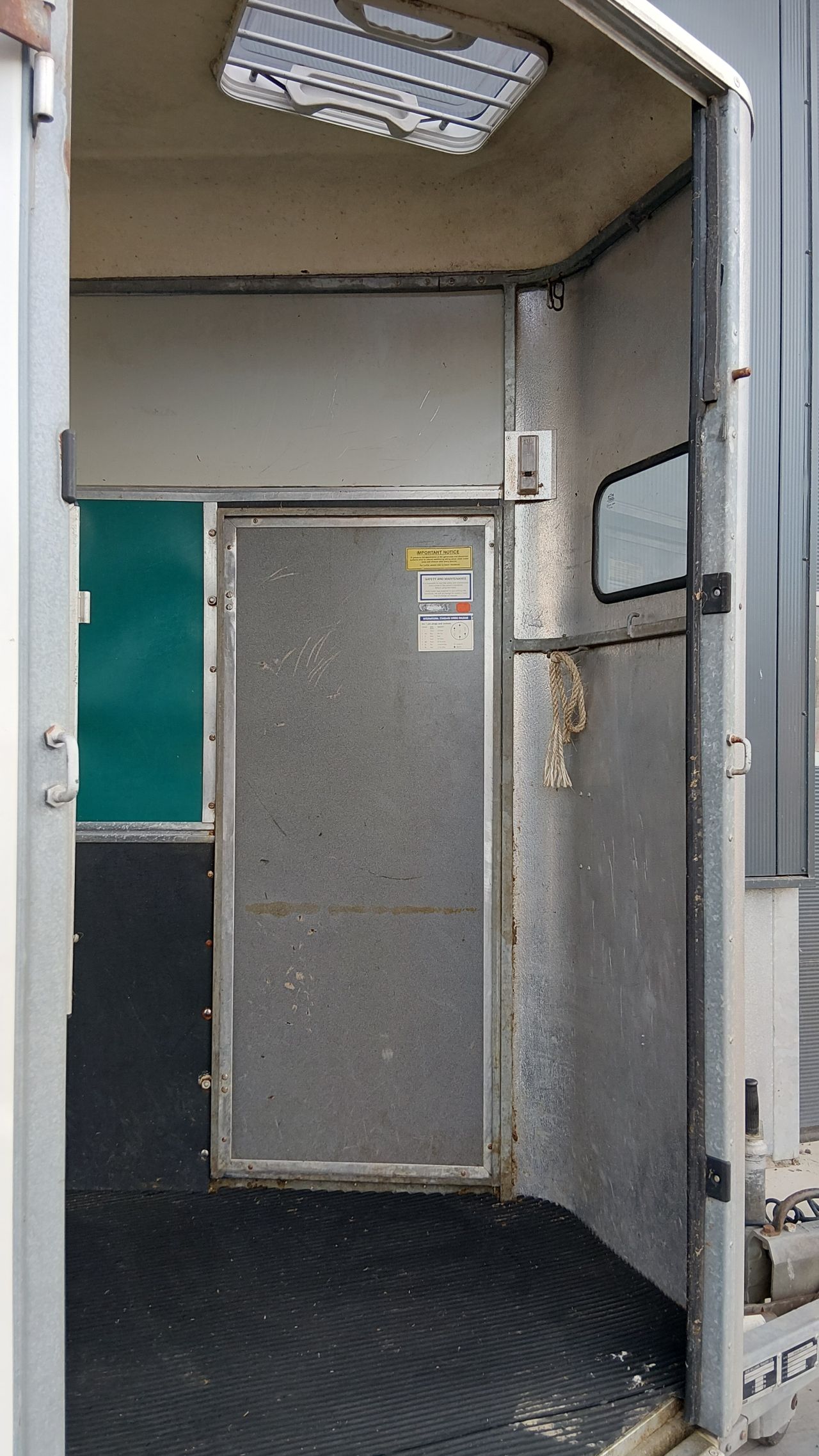 Ifor williams paarden trailer 2 paards met zijuitgang