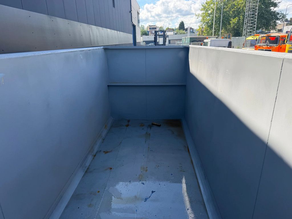 S C H Containerhandel 30 Cubs Haak Container RAL 7037